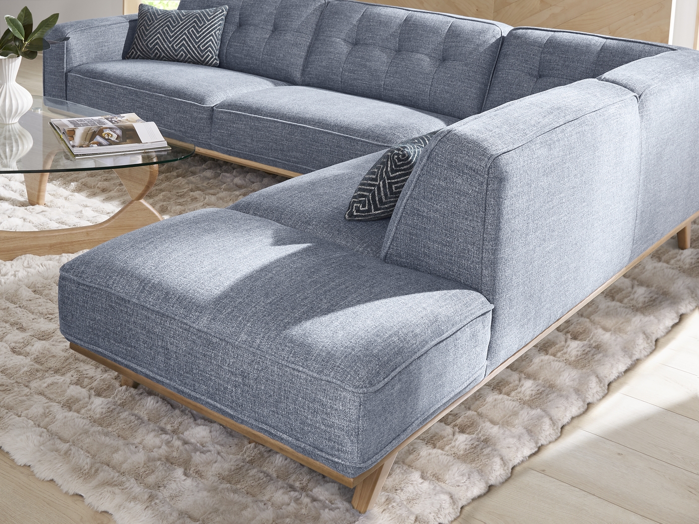 Stamford Bridge Denim 5 Pc Sectional Living Room - Thumbnail - Image 5
