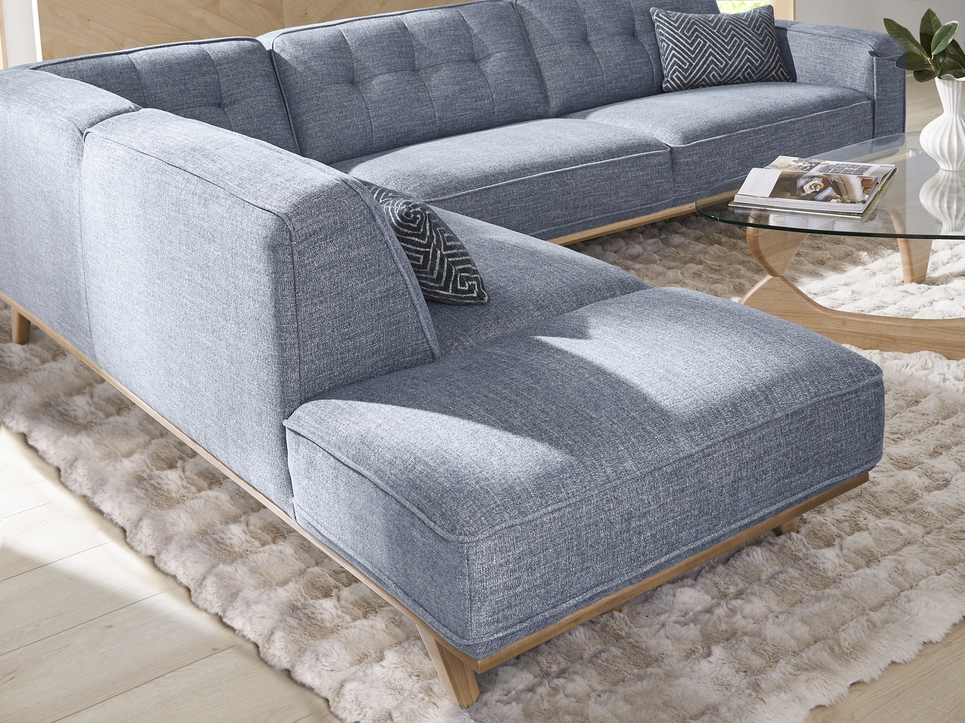 Stamford Bridge Denim 5 Pc Sectional Living Room - Thumbnail - Image 5