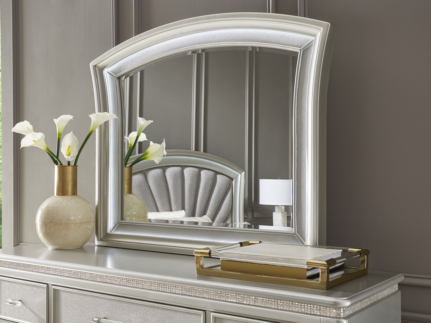 Starlet Lane Silver 5 Pc Queen Bedroom - Thumbnail - Image 12