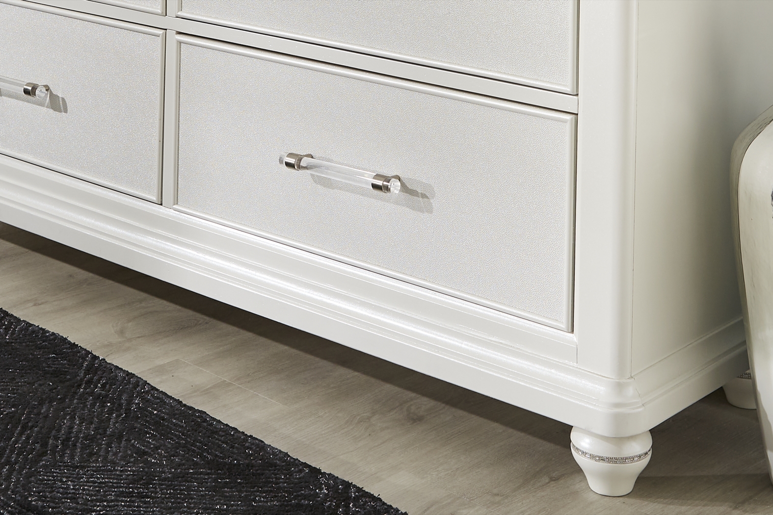 Starlet Lane White 5 Pc King Bedroom - Thumbnail - Image 9