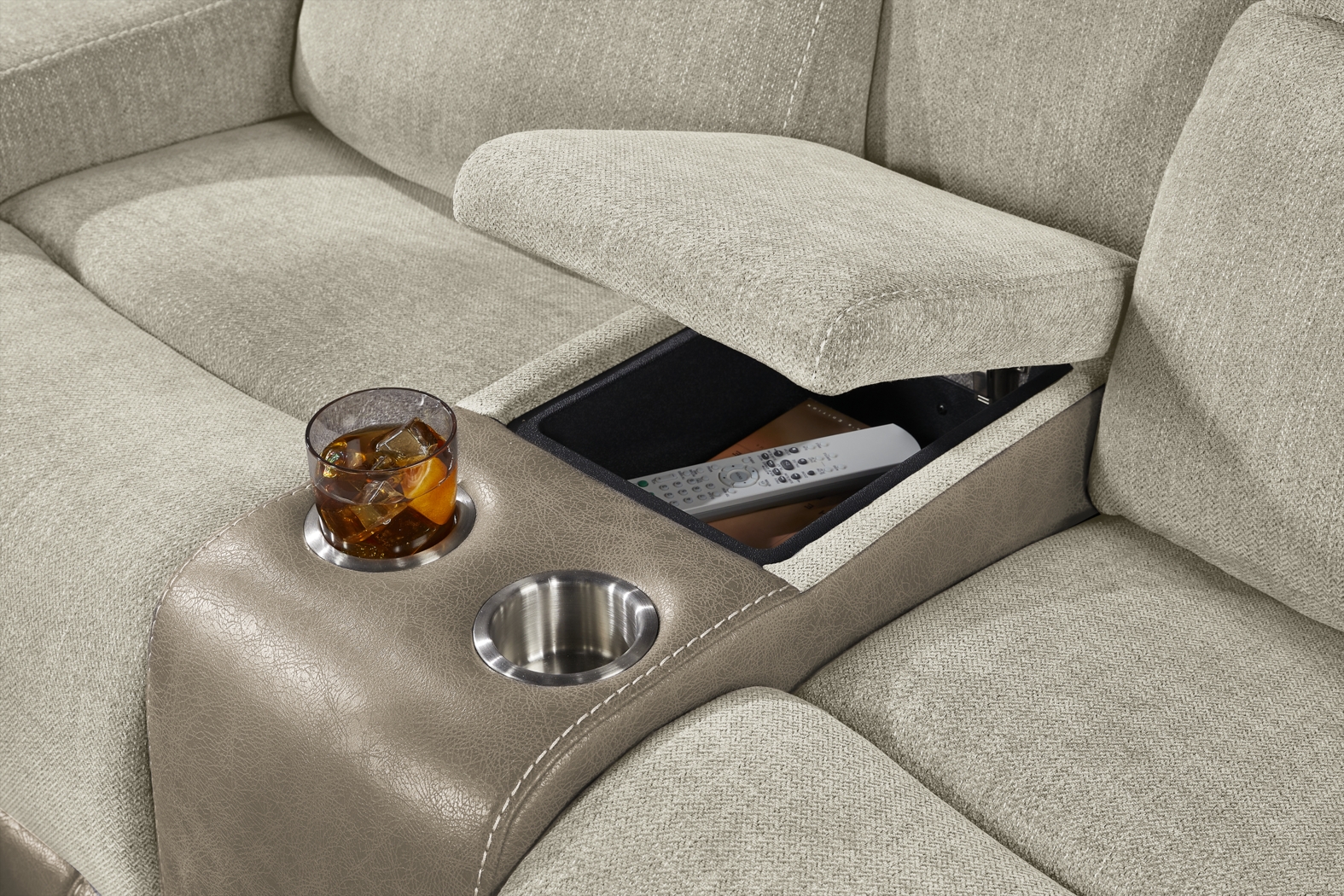 State Street Beige 7 Pc Dual Power Reclining Living Room - Thumbnail - Image 16