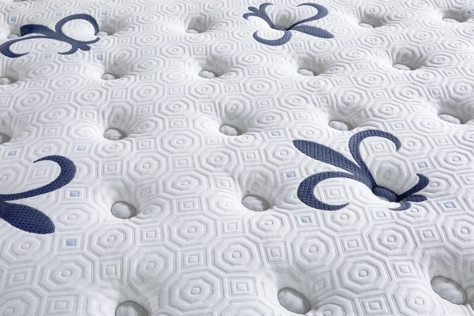 Stearns and Foster Studio Medium Pillow Top Full Mattress - Thumbnail - Image 3