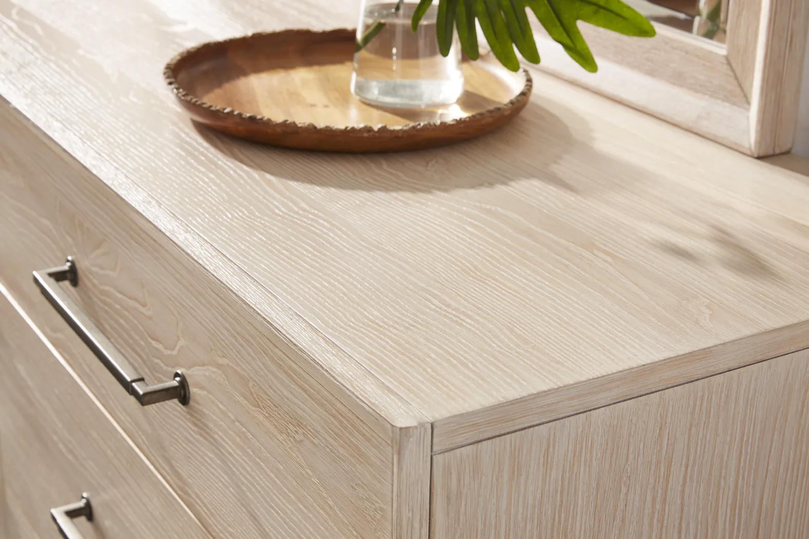 Sterling Grove White 7 Pc King Spindle Bedroom - Thumbnail - Image 5