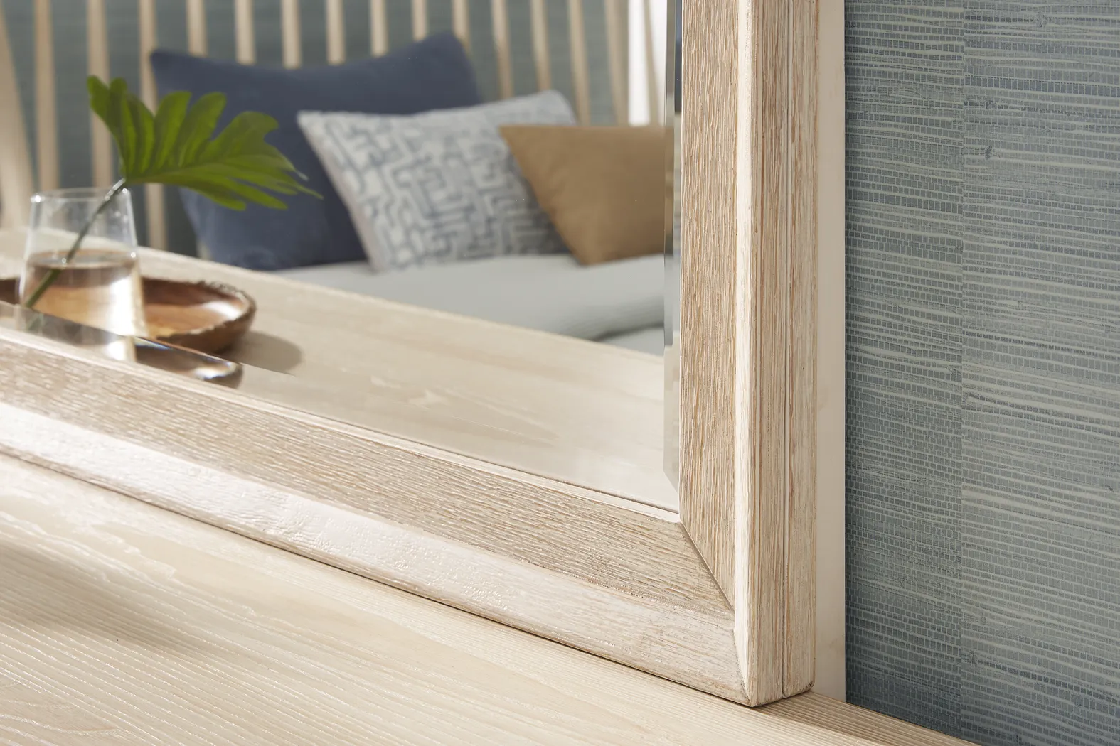 Sterling Grove White Mirror - Thumbnail - Image 3