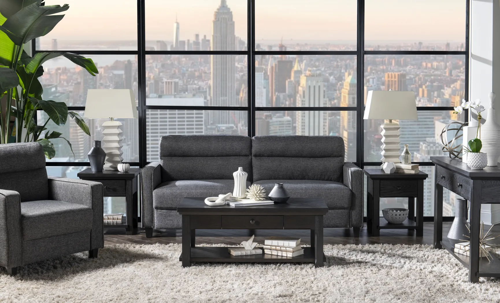 Sterncrest Black 2 Drawer Cocktail Table - Thumbnail - Image 7