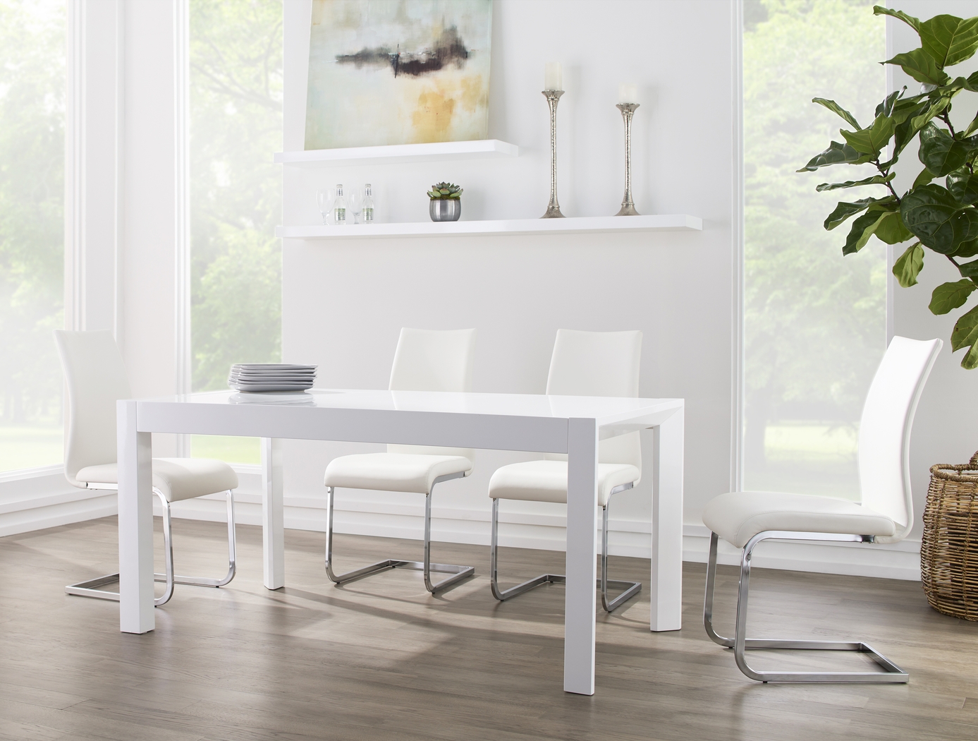 Stiney White Dining Chair, Set of 4 - Thumbnail - Image 2