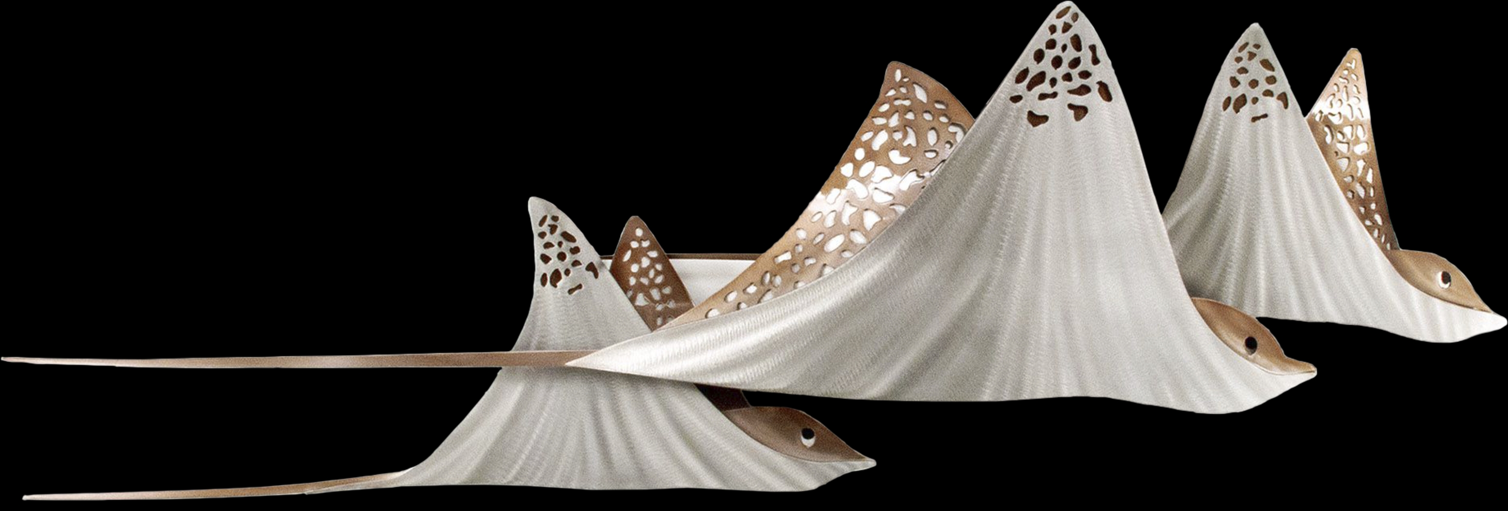 Stingray Family Silver Outdoor Wall Art - Thumbnail - Image 1