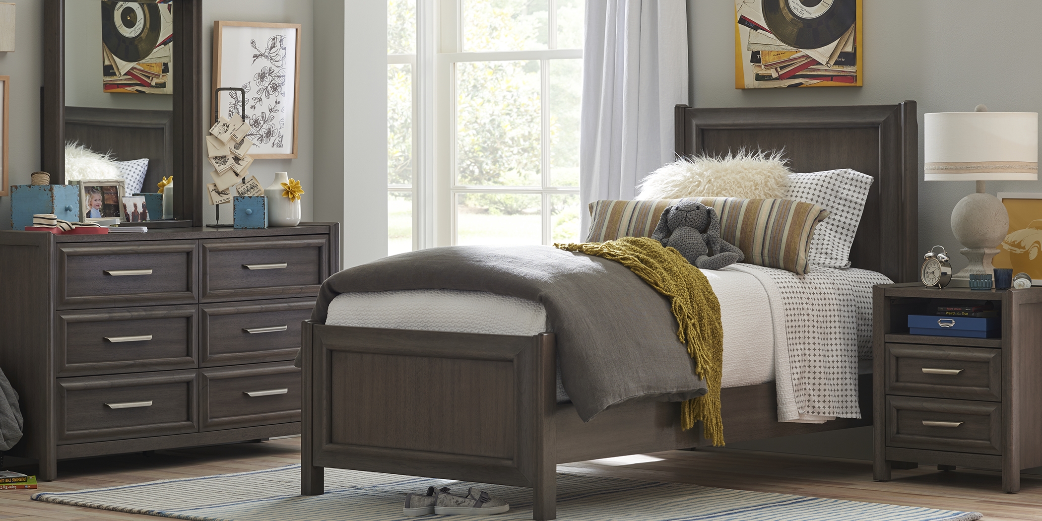 Studio Guild Gray 6 Pc Twin Panel Bedroom - Thumbnail - Image 1