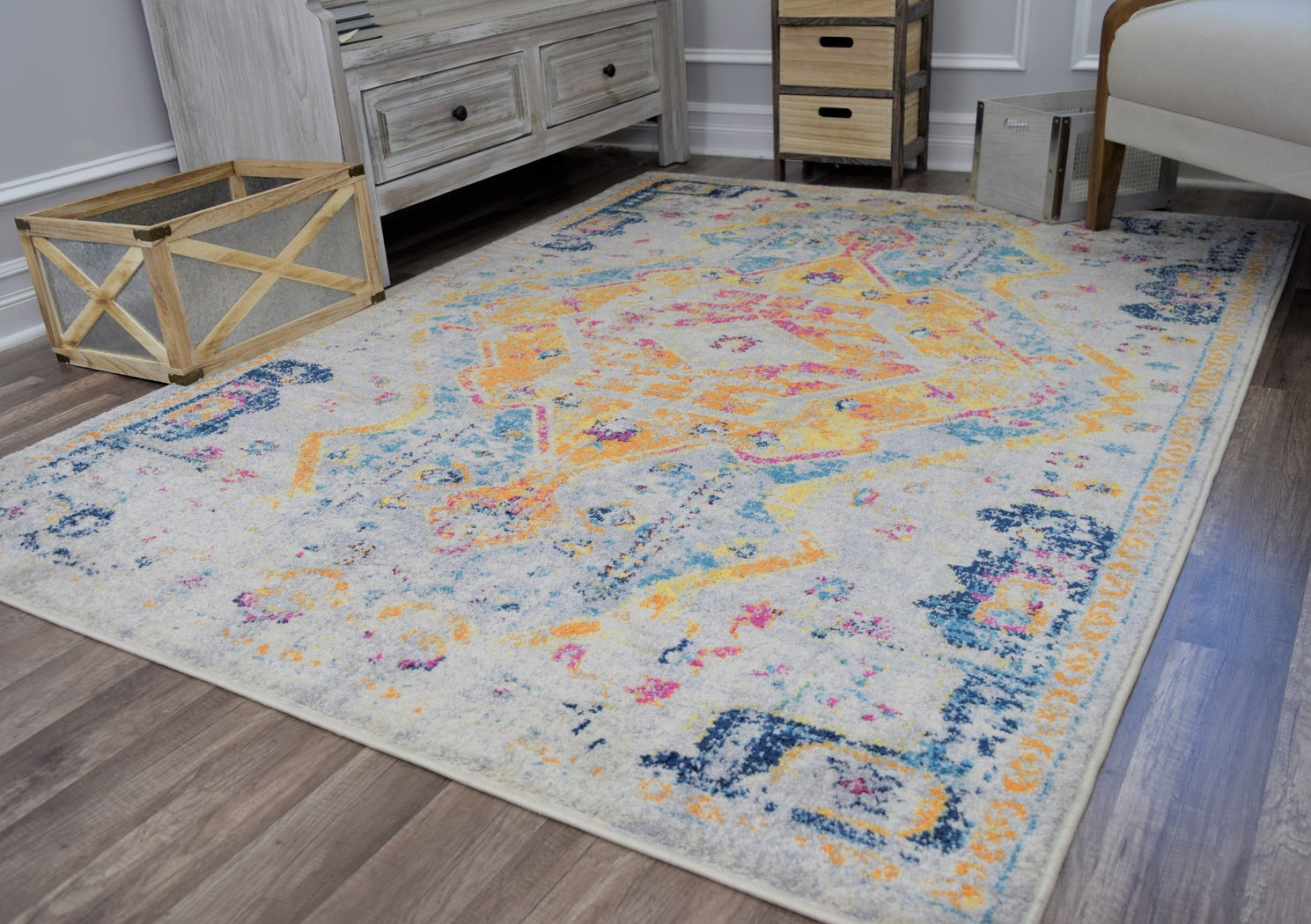 Suhana Light Blue 5' x 7' Rug - Thumbnail - Image 3