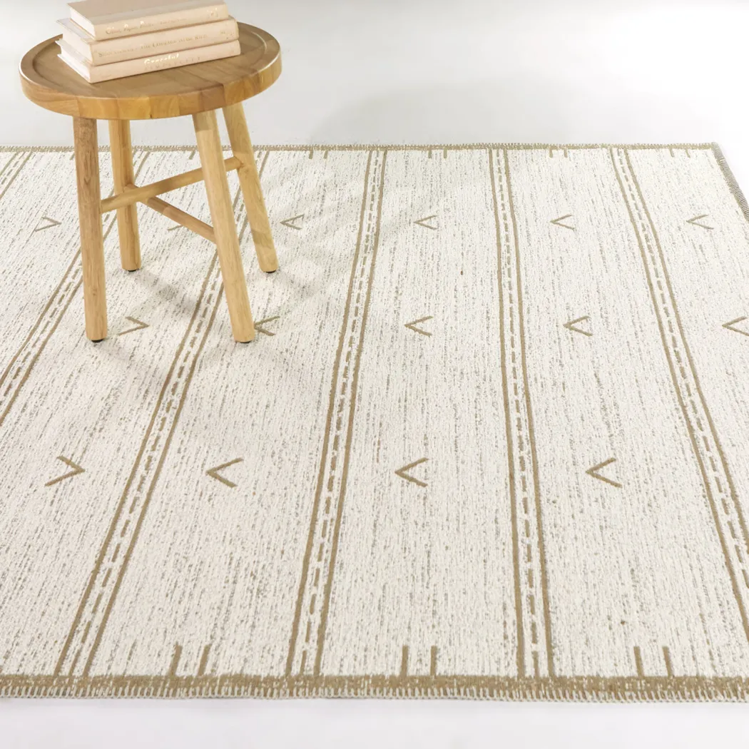 Sunnis Cream 5'3 x 7' Rug - Thumbnail - Image 2