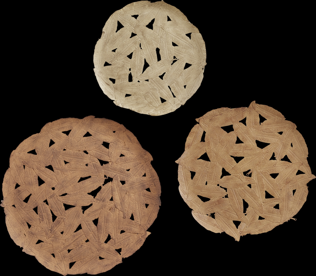 Sunnyroute Red Wall Decor, Set of 3 - Thumbnail - Image 1