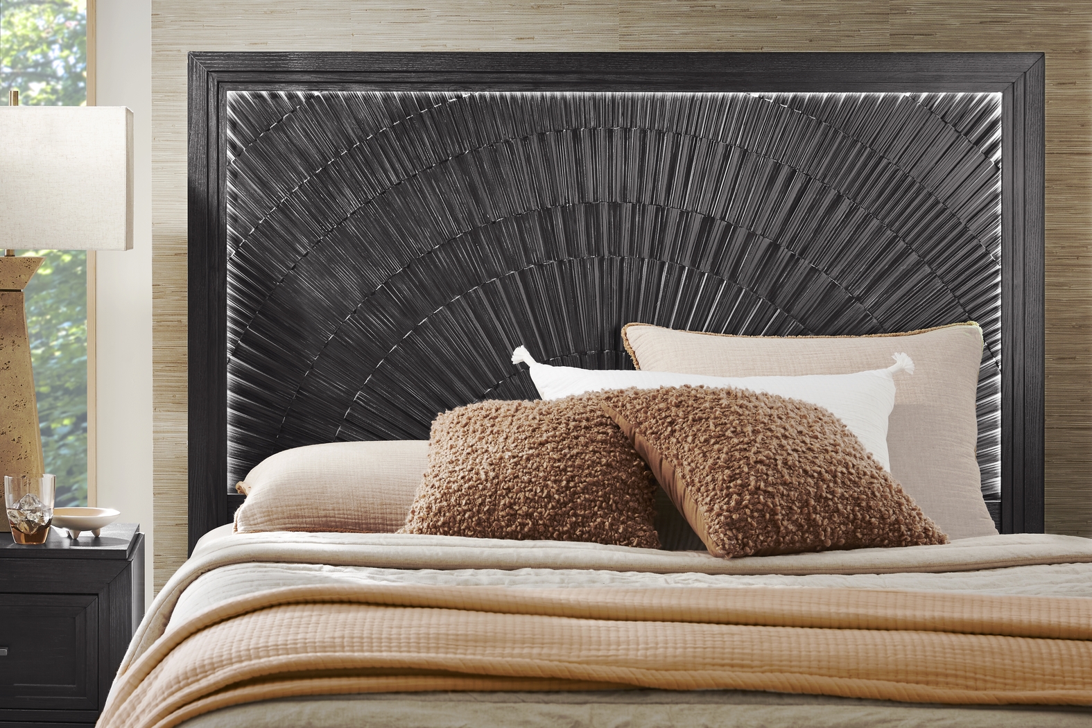 Small Spaces Sunside Way Black 5 Pc King Panel Bedroom - Thumbnail - Image 3