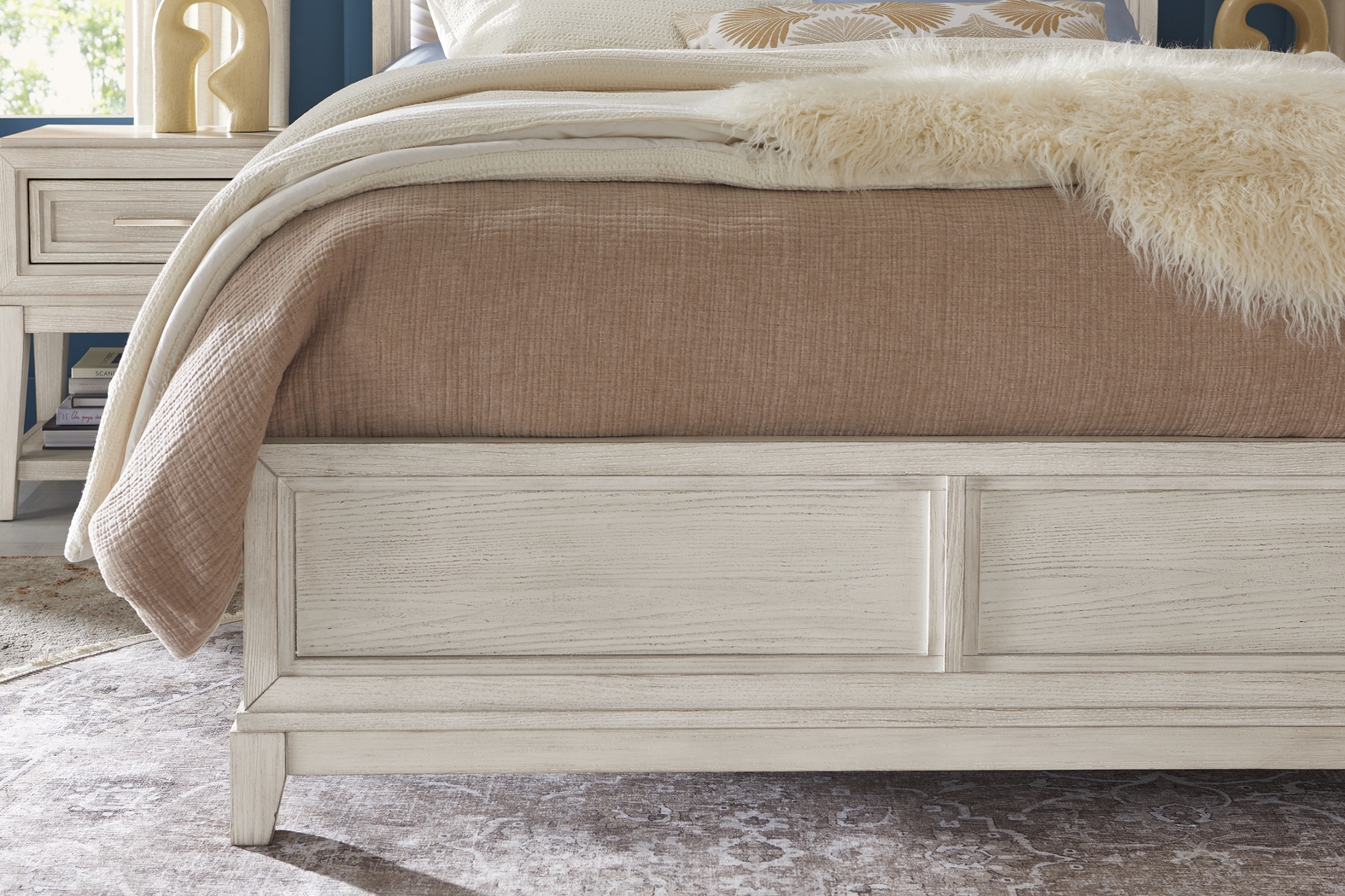 Sunside Way Sand 5 Pc Queen Bedroom - Thumbnail - Image 5