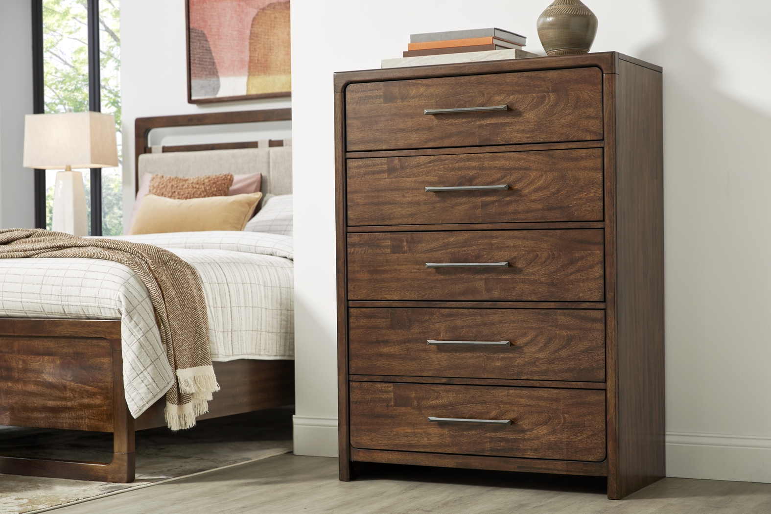 Surrey Ellis Caramel 5 Pc King Upholstered Bedroom - Thumbnail - Image 8