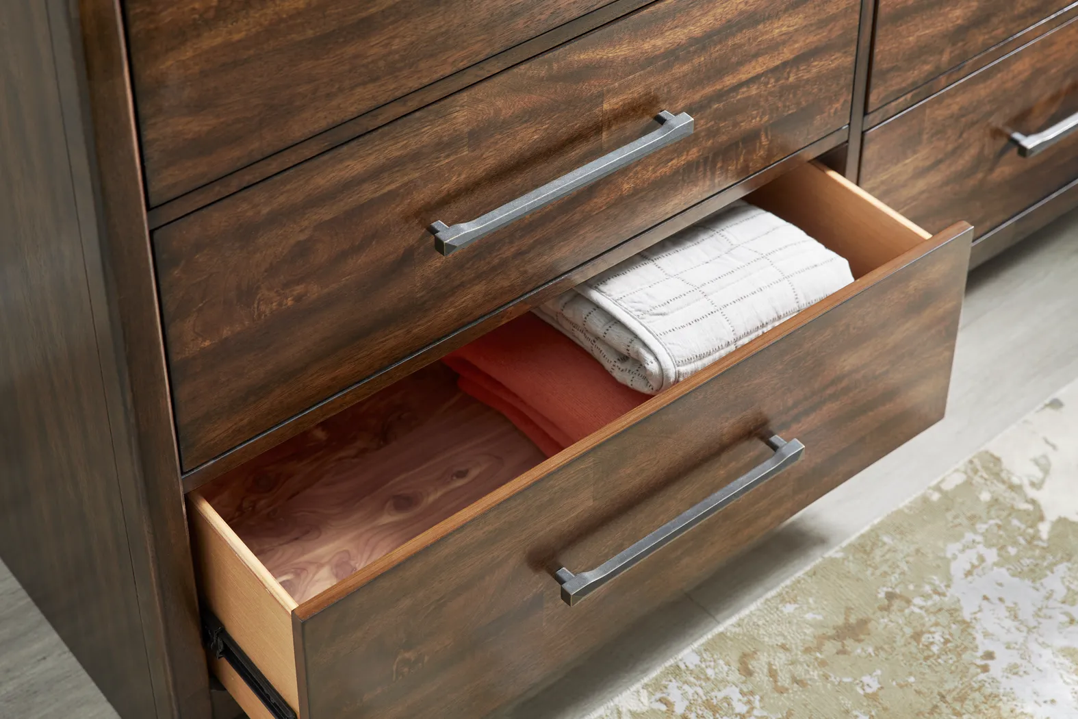  Surrey Ellis Bedroom - Thumbnail - Image 13