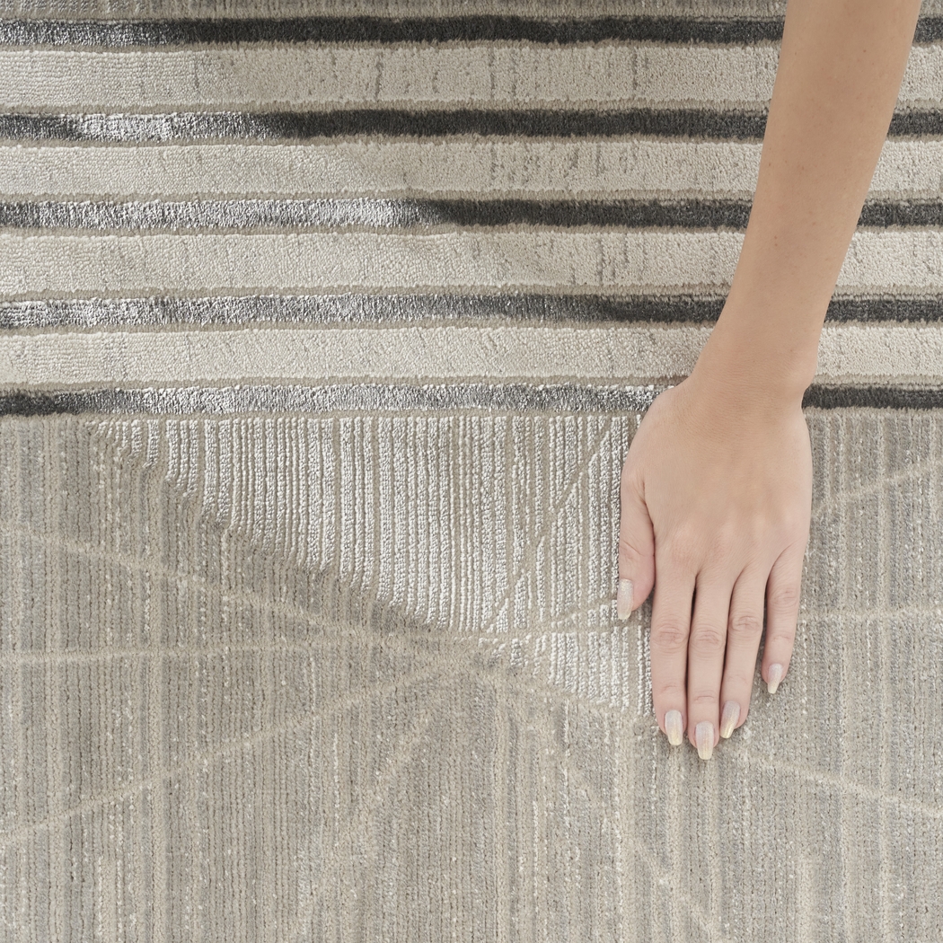 Susson Gray 5'3 x 7'3 Rug - Thumbnail - Image 10