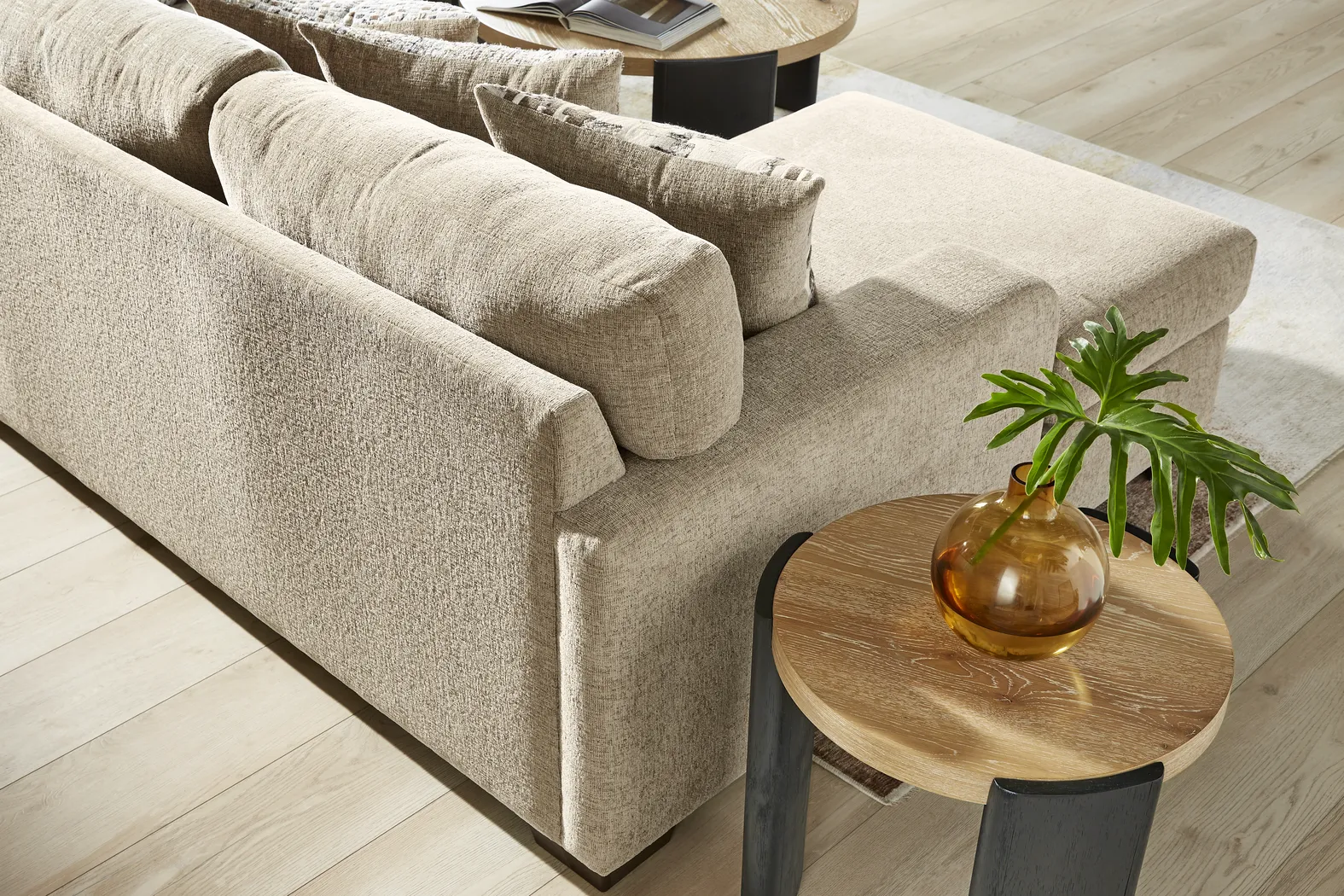  Sutterfield Sectional - Thumbnail - Image 6