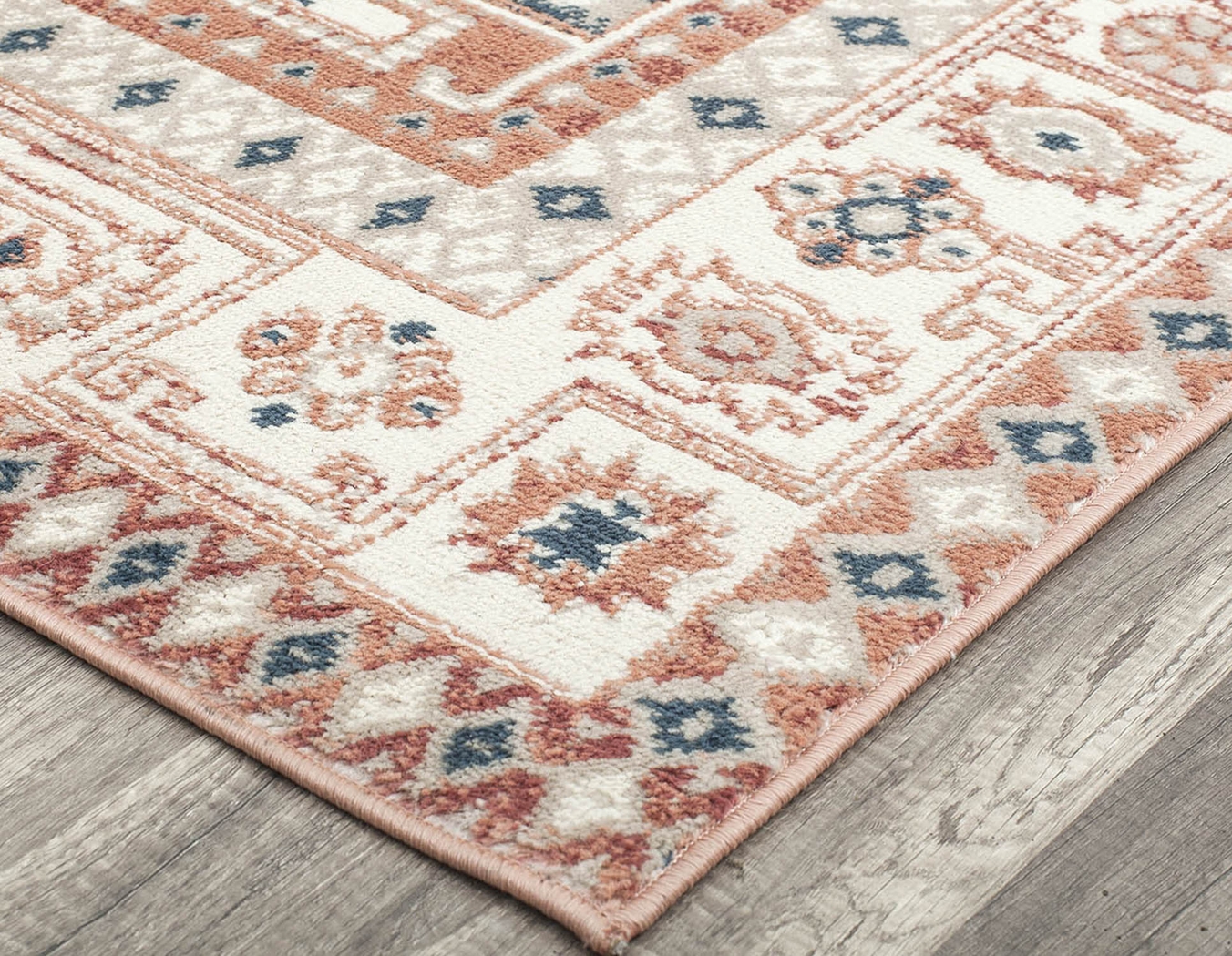 Syrel 5'3 x 7' Orange Rug - Thumbnail - Image 3