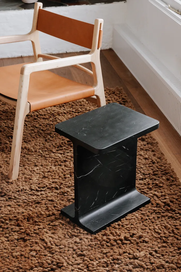 Taniaa Black End Table - Thumbnail - Image 3
