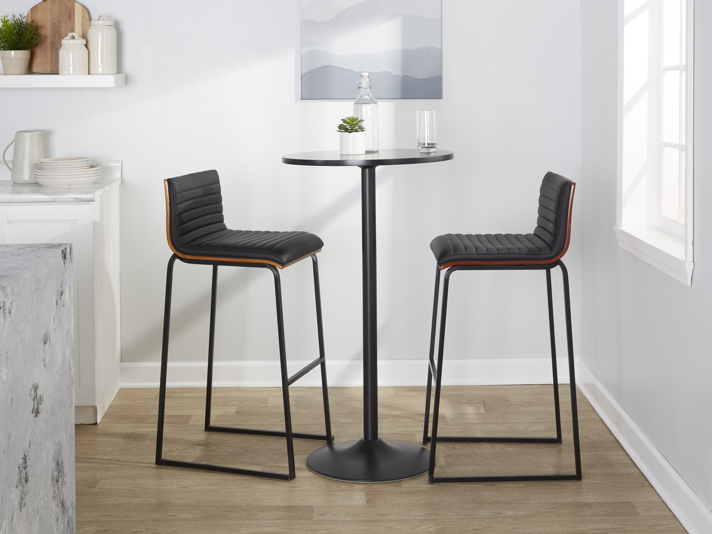 Tatesbrook V Black Barstool, Set of 2 - Thumbnail - Image 3