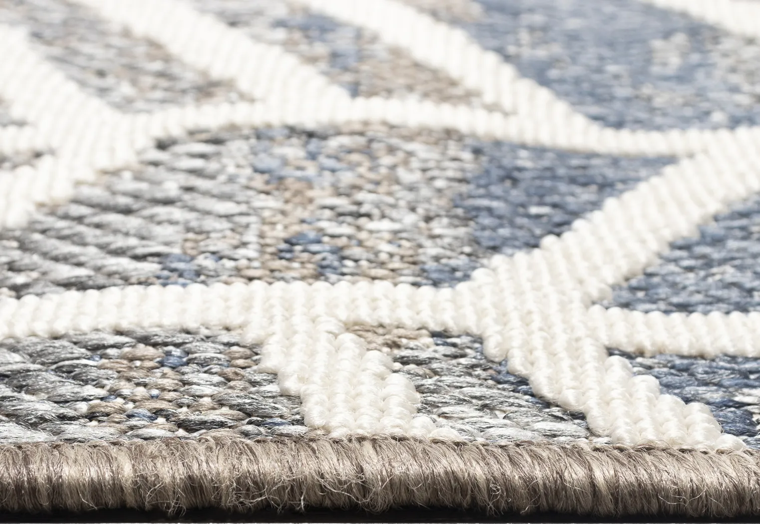 Taunney Multi 6'6 x 9'4 Indoor/Outdoor Rug - Thumbnail - Image 8