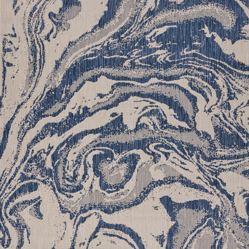 Taveco White/Navy 5'3 x 7' Indoor/Outdoor Rug - Thumbnail - Image 3