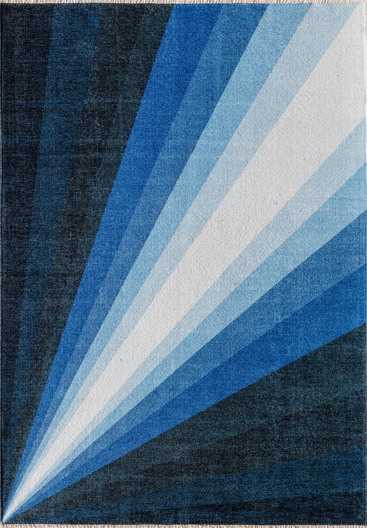 Taveshi Blue 5'3 x 7' Rug - Thumbnail - Image 1