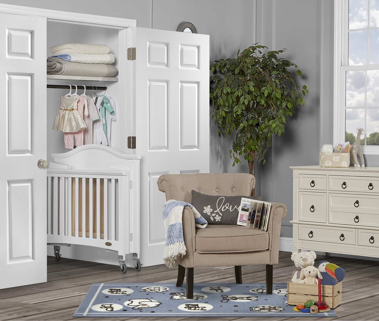 Tavia White Mini Folding Portable Crib - Thumbnail - Image 10