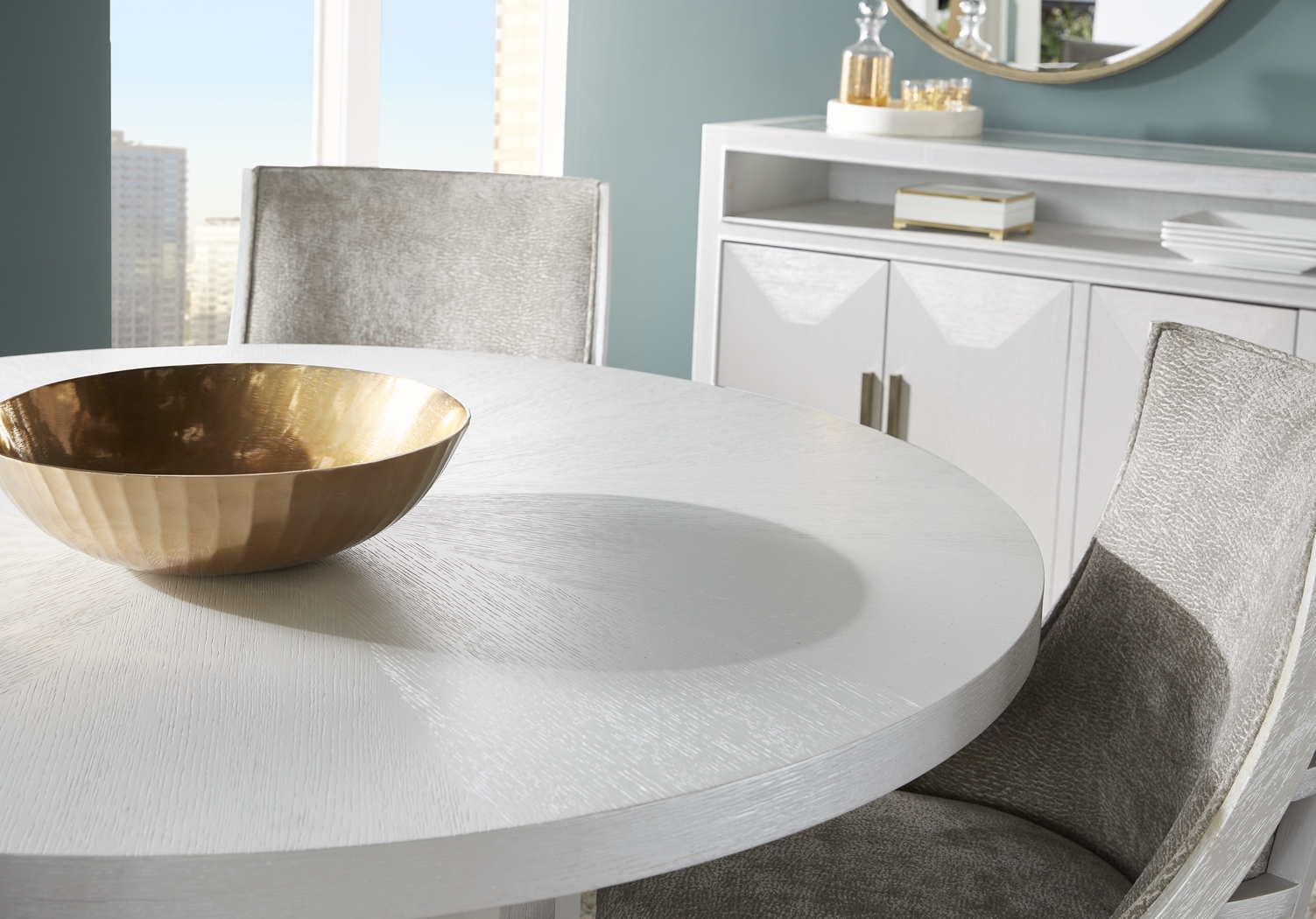 Taylor Trace White 5 Pc Round Dining Room - Thumbnail - Image 3