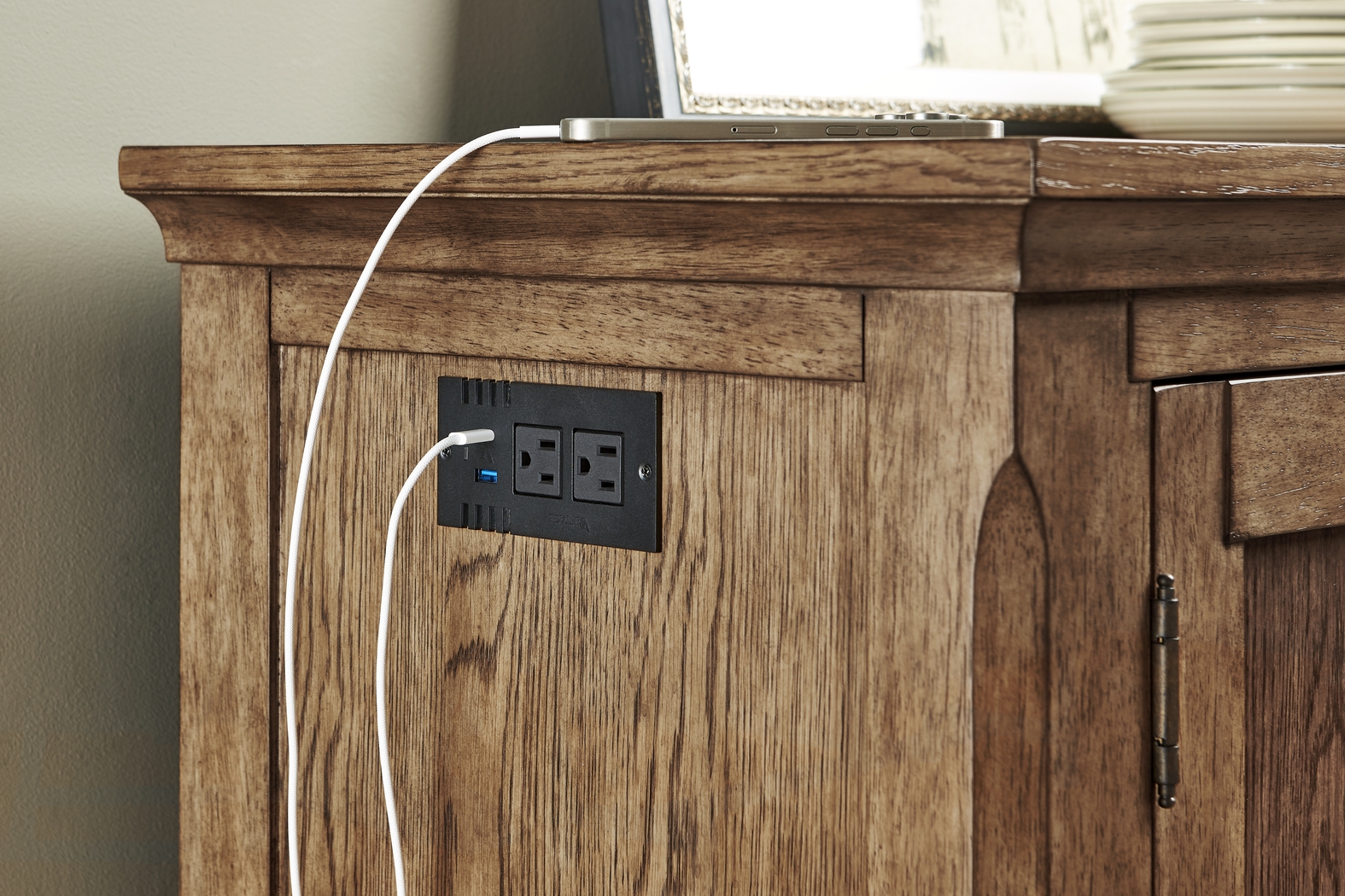 Telluride Brown 8 Pc Dining Room - Thumbnail - Image 8