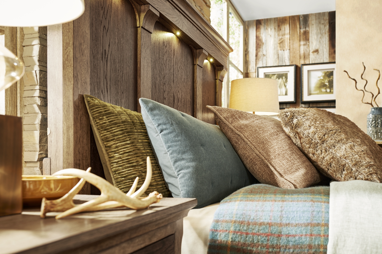 Telluride Brown 5 Pc King Panel Bedroom with Upholstered Bench - Thumbnail - Image 4