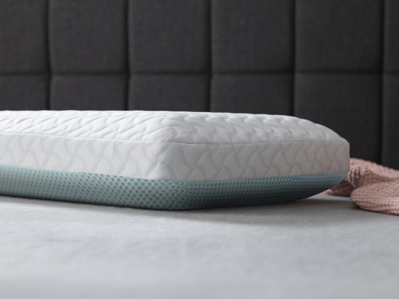 Tempur-Adapt Cloud Standard Pillow - Thumbnail - Image 2