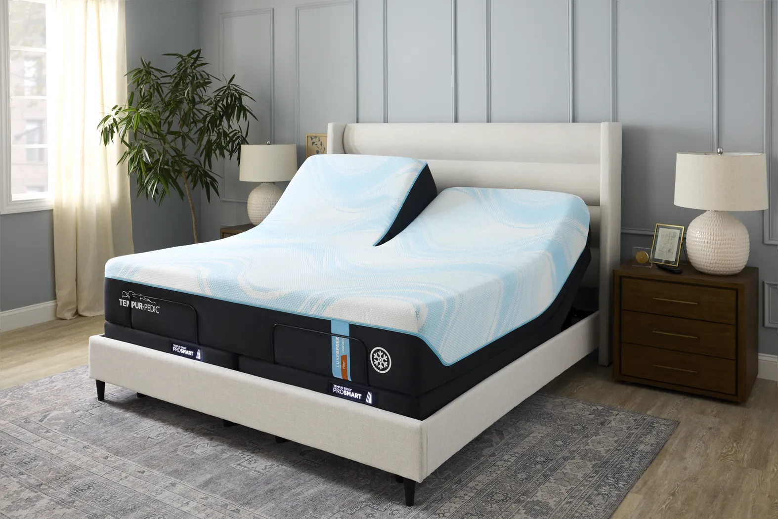 Tempur-Pedic LuxeBreeze Medium Hybrid Split Head King Mattress - Thumbnail - Image 3