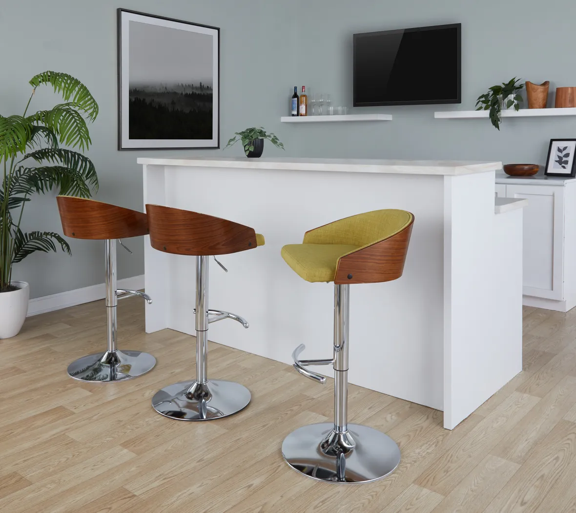 Tenlynn Green Adjustable Swivel Barstool, Set of 3 - Thumbnail - Image 4