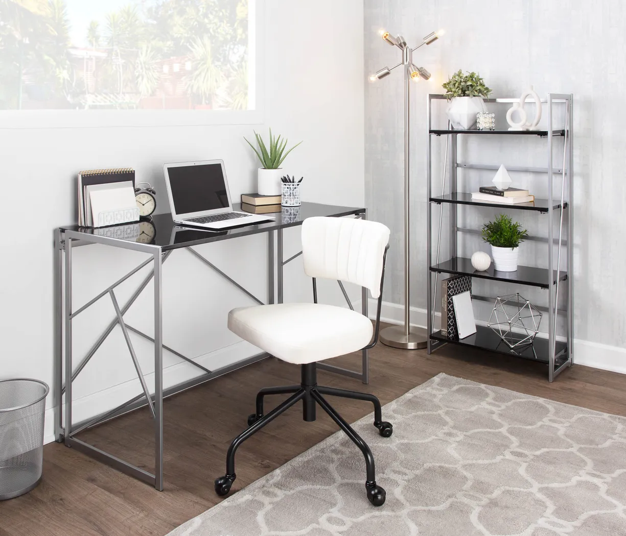 Teregram Road Steel Floor Lamp - Thumbnail - Image 10