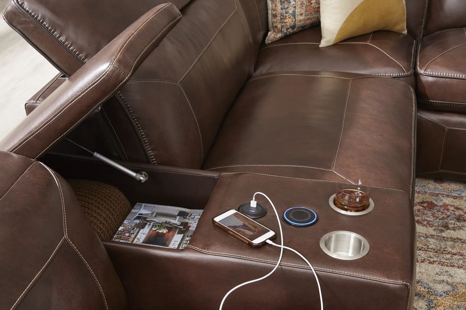 Terralinia Brown Leather 9 Pc Dual Power Reclining Sectional Living Room - Thumbnail - Image 6