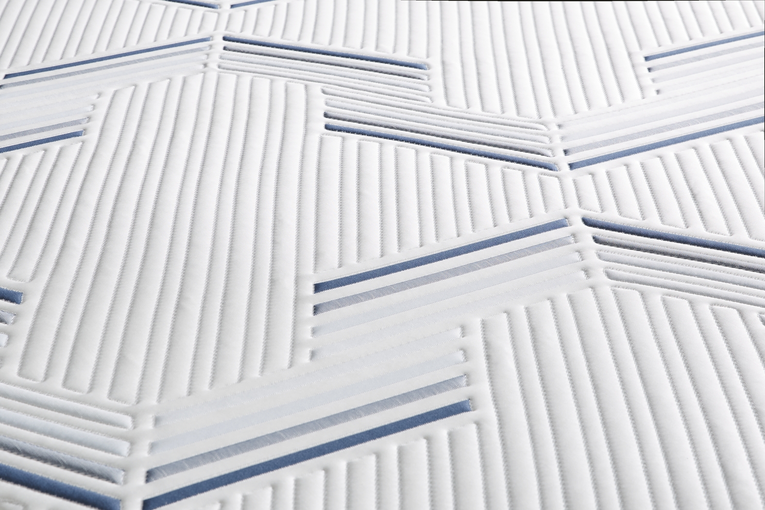 Therapedic Terra Low Profile Queen Mattress Set - Thumbnail - Image 3