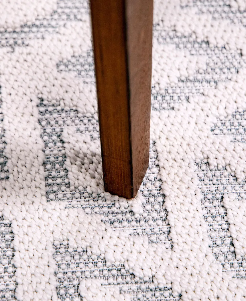 Thorsby Blue 5'3 x 7'6 Rug - Thumbnail - Image 4