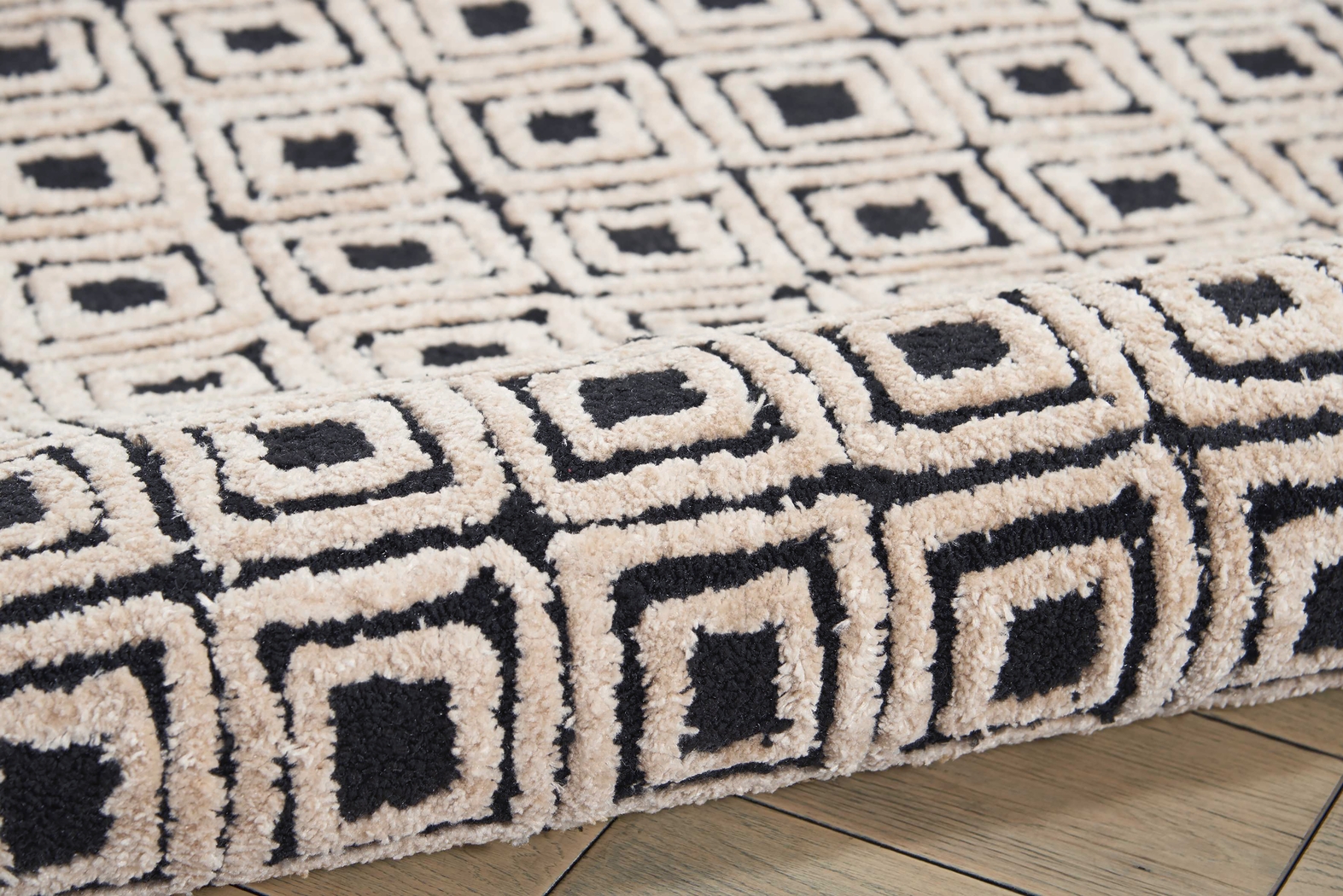 Tiersa Beige 2'3 x 7'6 Runner Rug - Thumbnail - Image 3