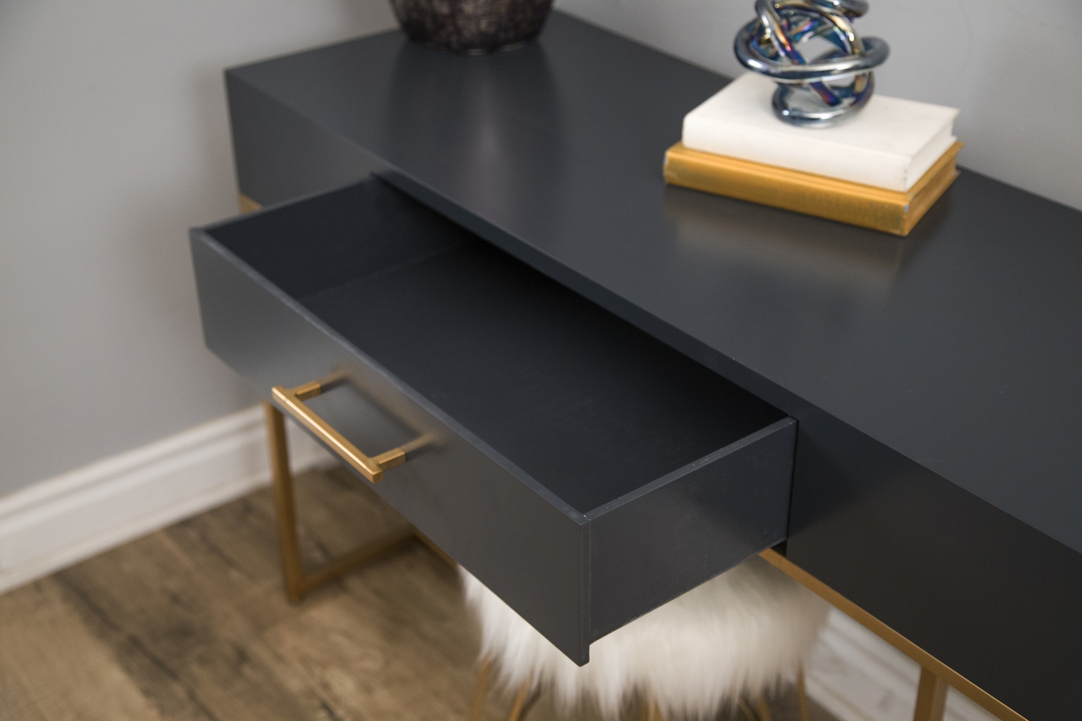 Tobruk Black Desk - Thumbnail - Image 6