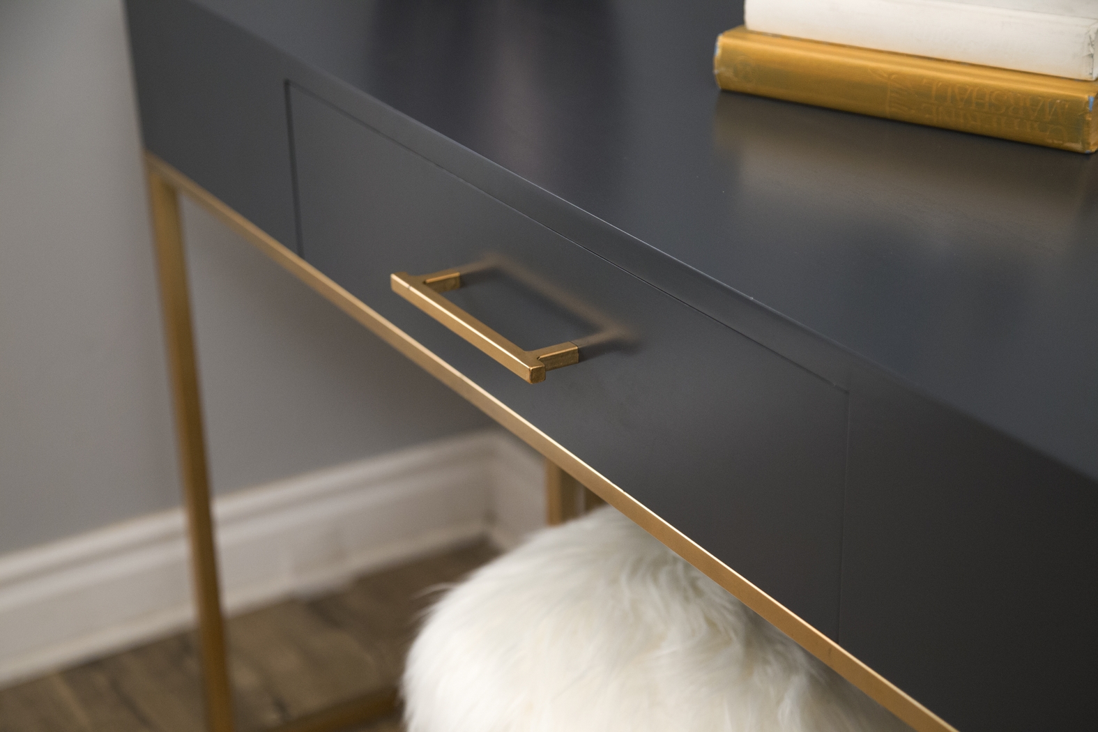 Tobruk Black Desk - Thumbnail - Image 7