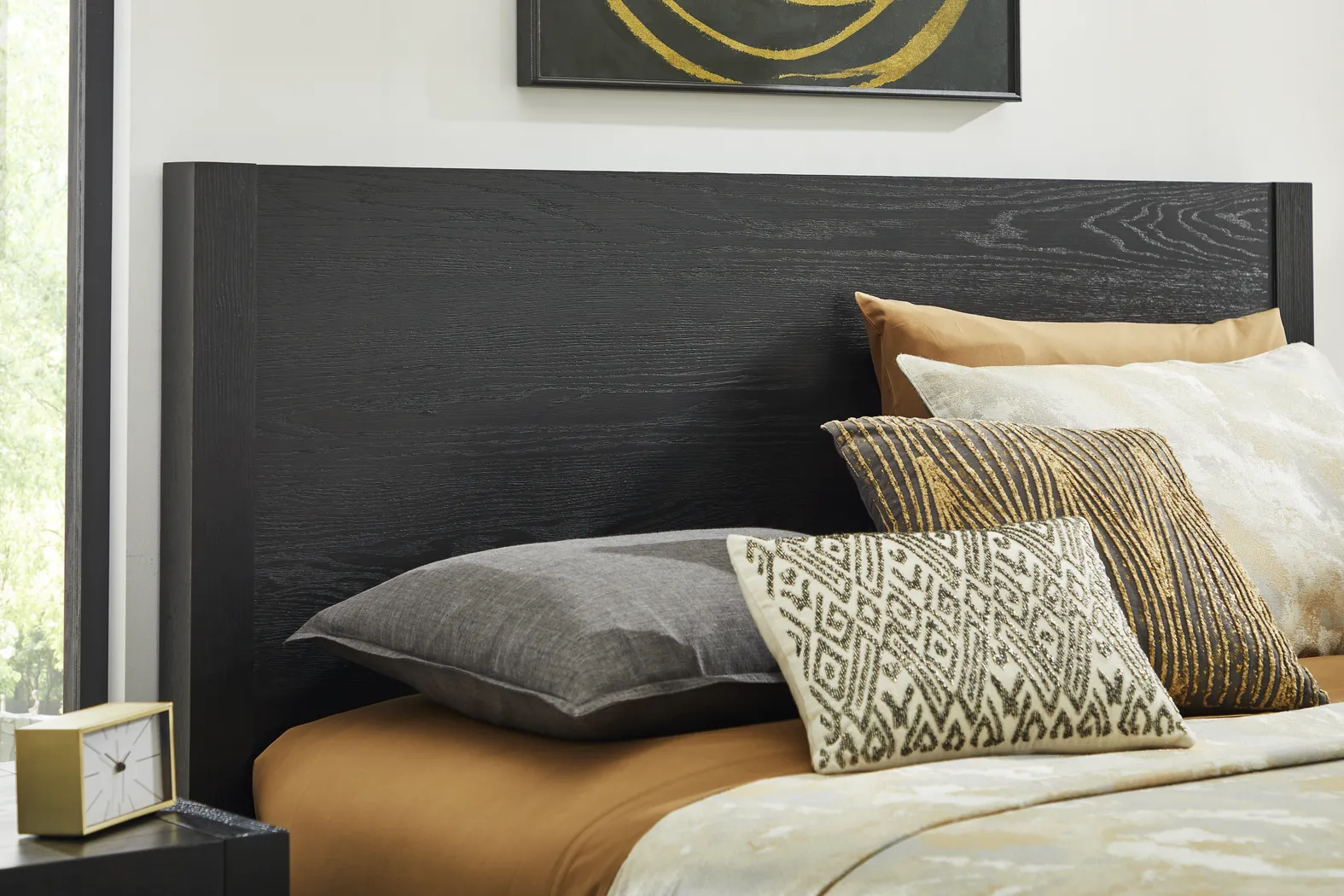 Townbrook Ebony 3 Pc King Panel Bed - Thumbnail - Image 3