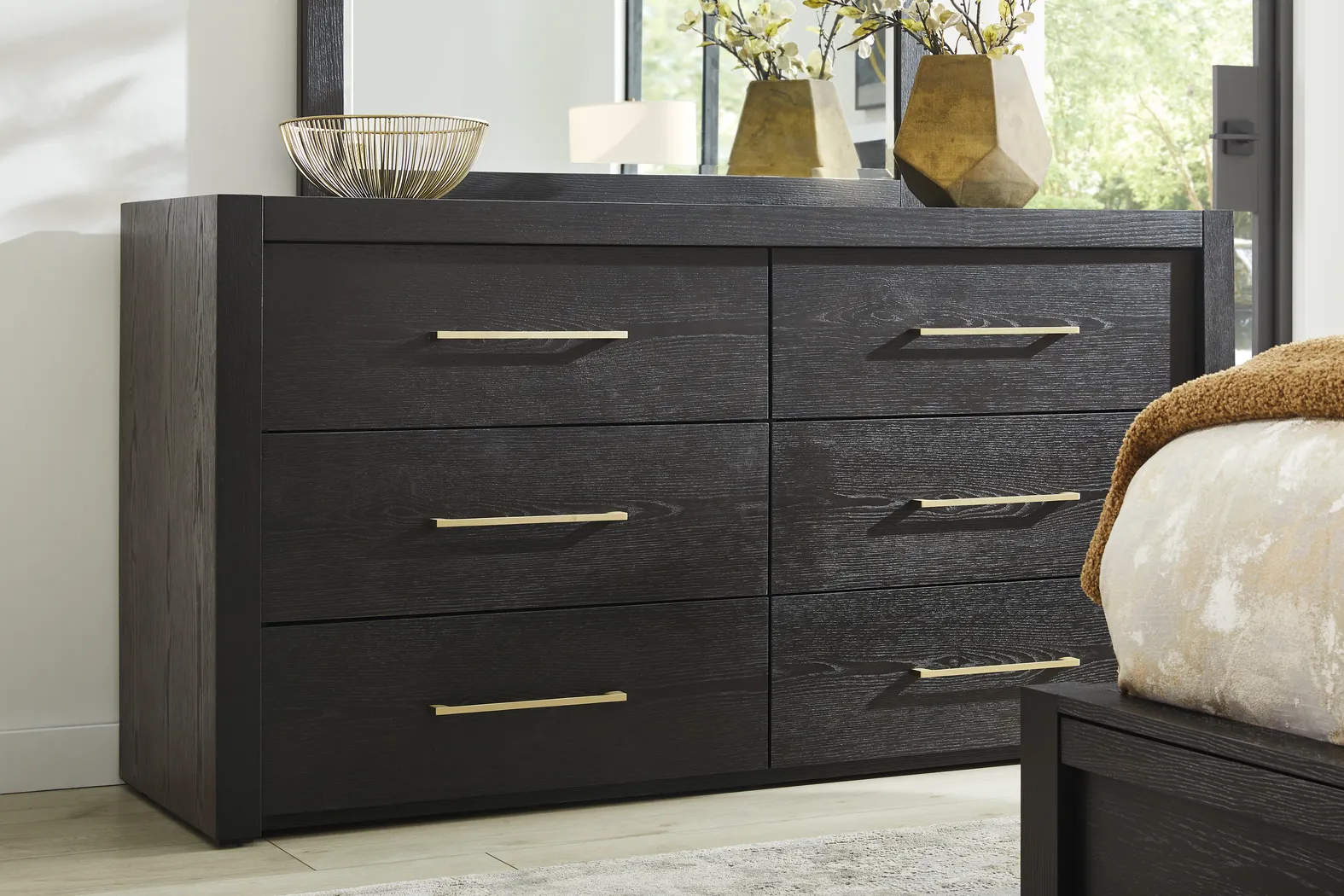 Townbrook Ebony 5 Pc Queen Panel Bedroom - Thumbnail - Image 7