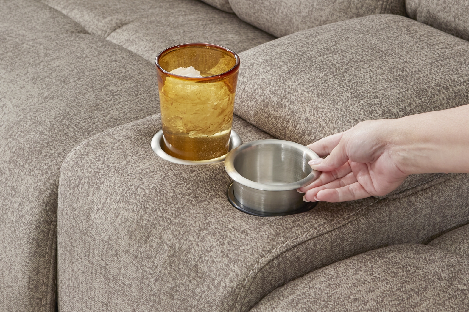 Townsend Brown 3 Pc Reclining Living Room - Thumbnail - Image 12