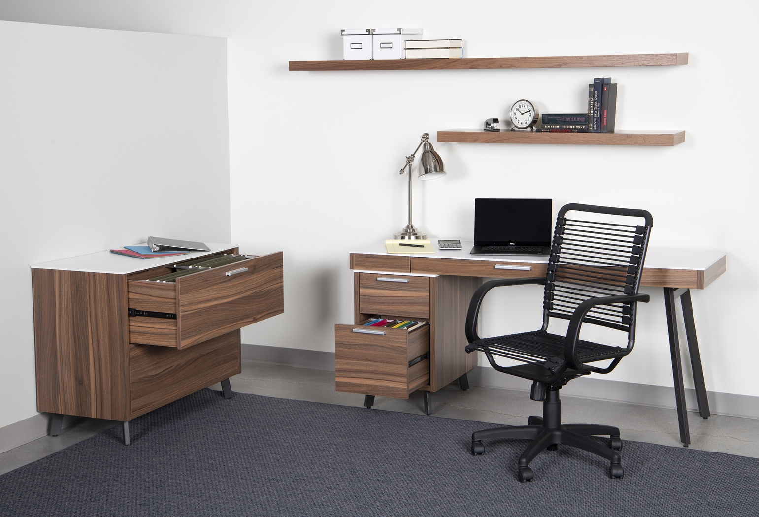 Townsite Black Office Chair - Thumbnail - Image 3