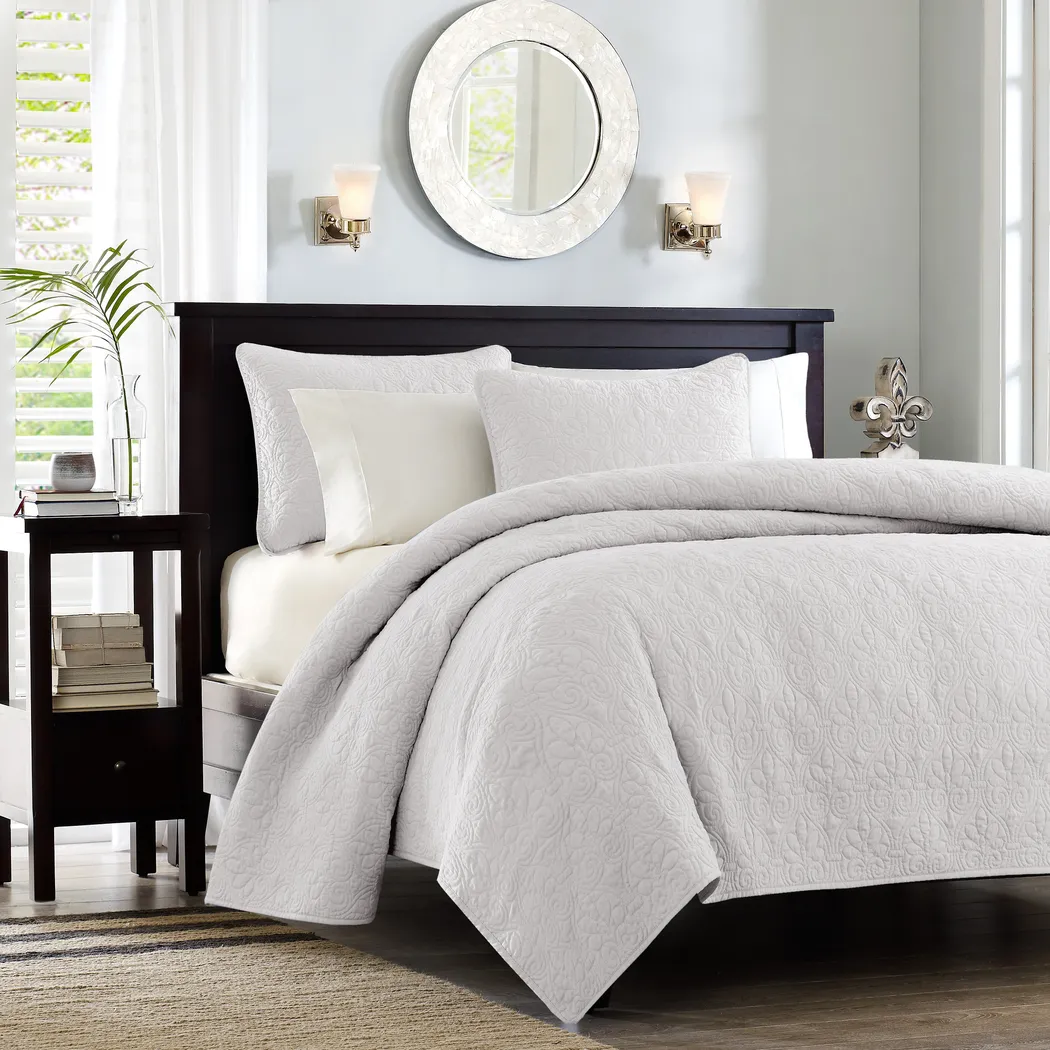 Toyah White 3 Pc Full/Queen Quilt Set - Thumbnail - Image 3