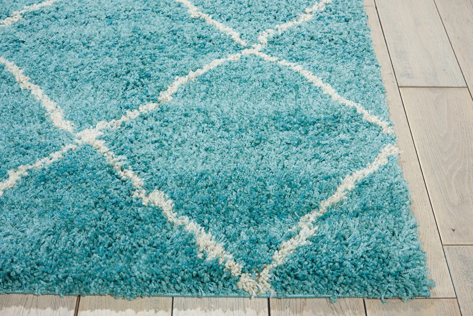 Traci Lane Aqua 8' x 10' Rug - Thumbnail - Image 3