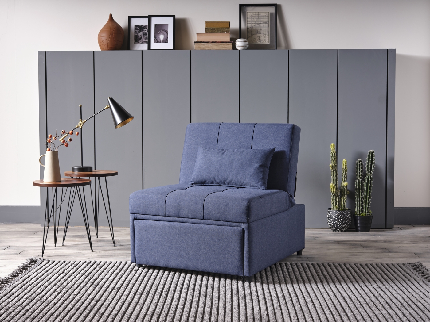 Traskwood Blue Sleeper Chair - Thumbnail - Image 12