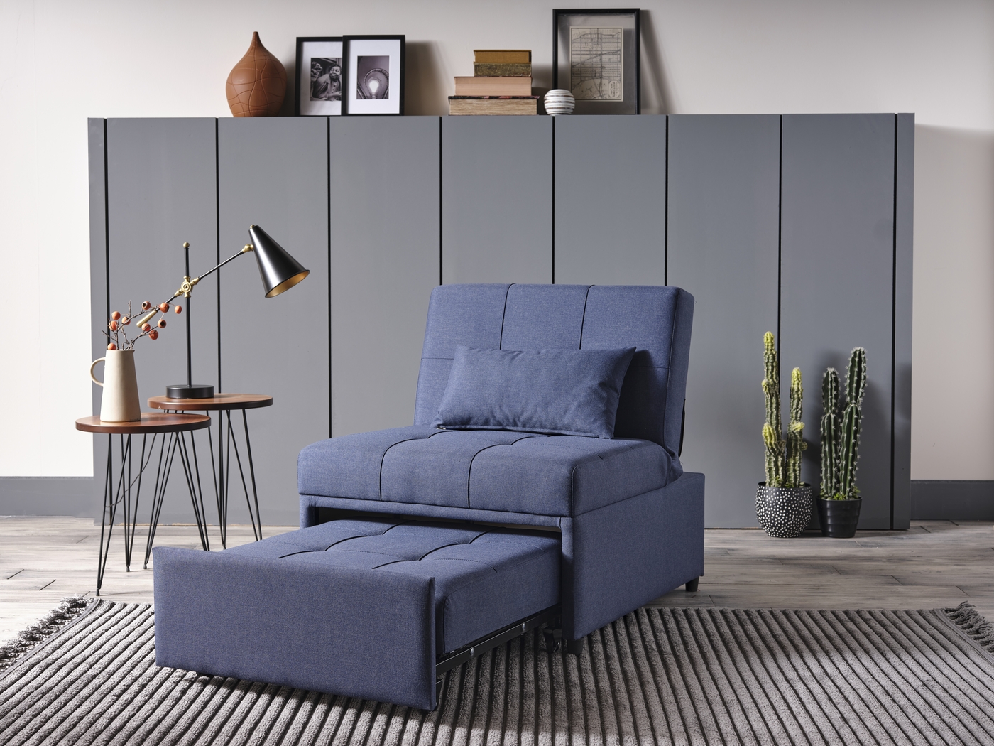 Traskwood Blue Sleeper Chair - Thumbnail - Image 13