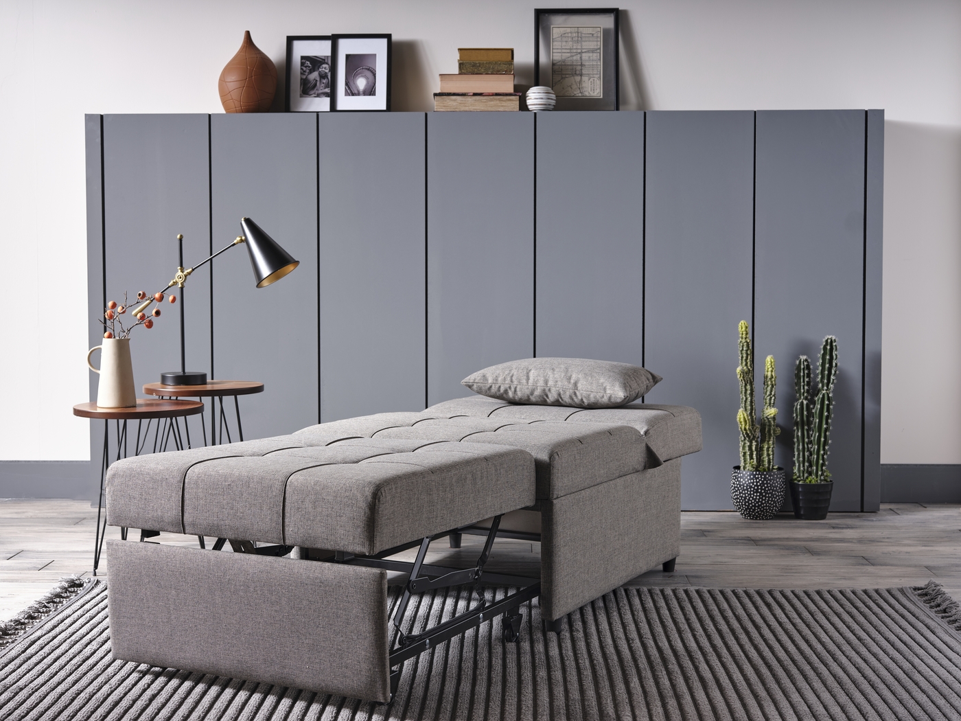 Traskwood Gray Sleeper Chair - Thumbnail - Image 16